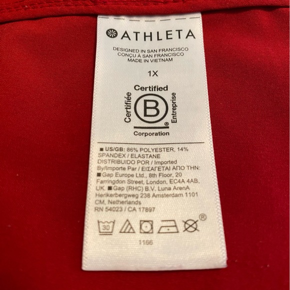 Athleta Women's Urbanite Top Long Sleeve Button Down Shirt Candy Red Size 1X - Picture 10 of 11
